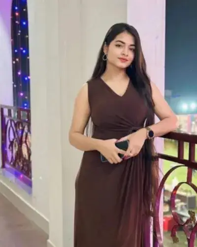 Escorts Service Reiek