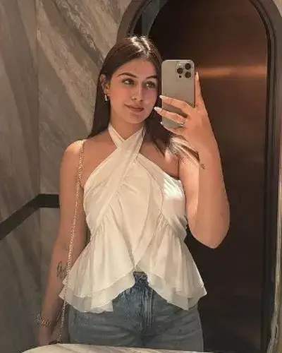 Escorts In Reiek
